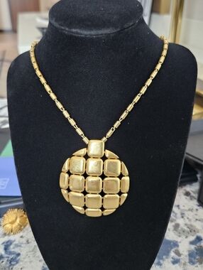 ​Rare Vintage Crown Trifari Modernist Oversized Gold Tone Pendant Necklace